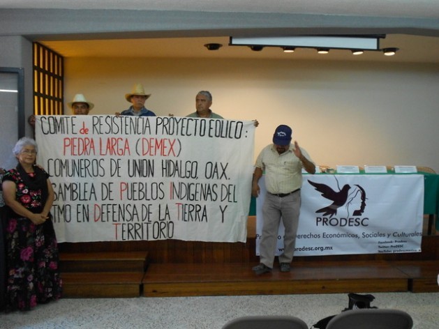 Zapotec indigenous people from Unión Hidalgo protesting in Mexico City against a wind farm project in their town. Credit: Emilio Godoy/IPS